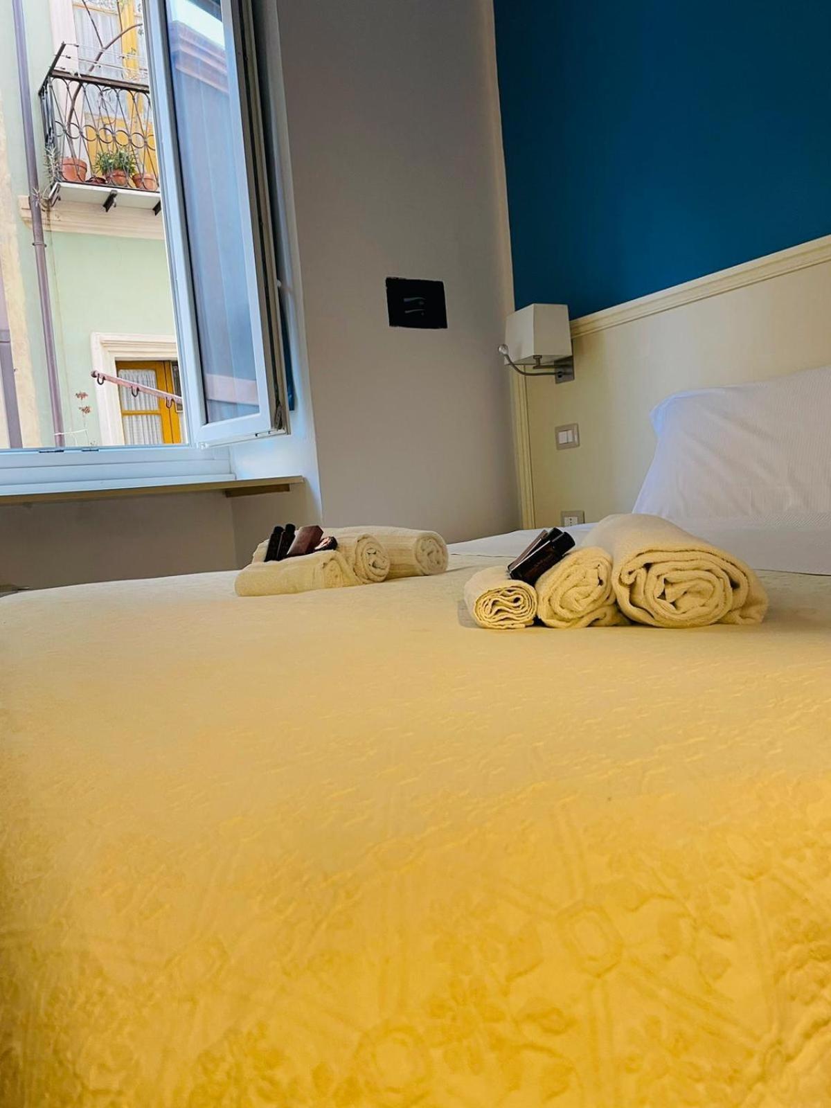 Drooms Cagliari Luaran gambar